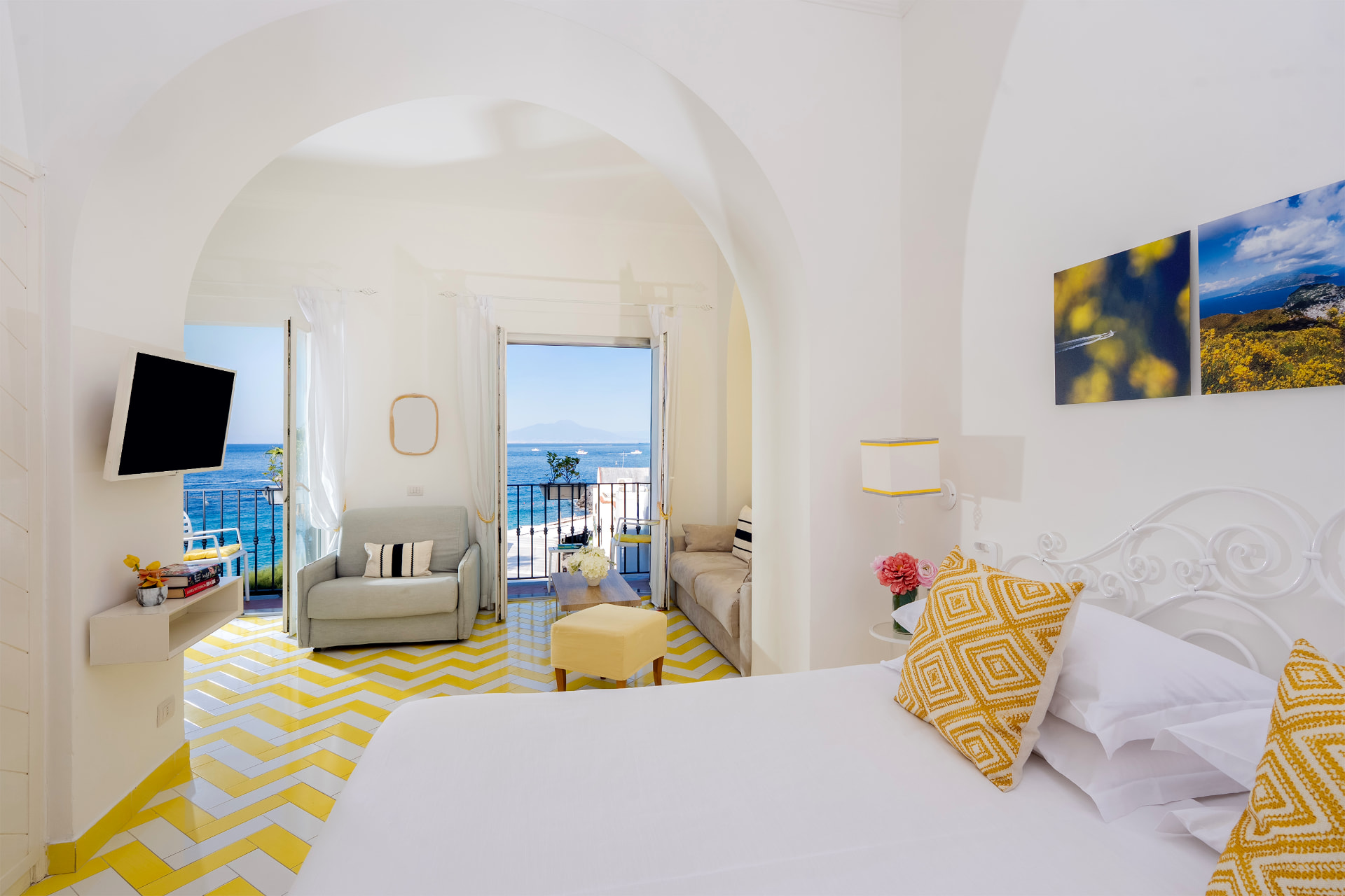 Junior Suite con terrazza privata affacciata sul Mediterraneo