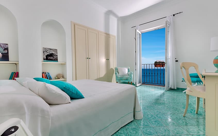 Seafront rooms with a view on Capri, Italy - Relais Maresca Luxury ...